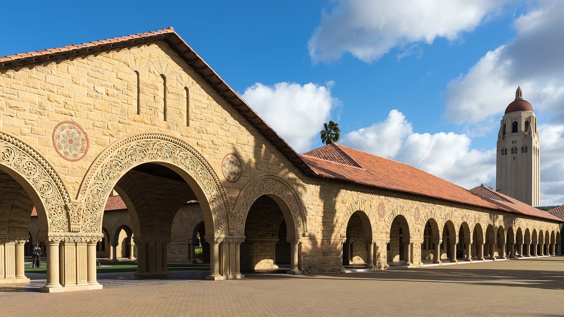 The main quad at Stanford University